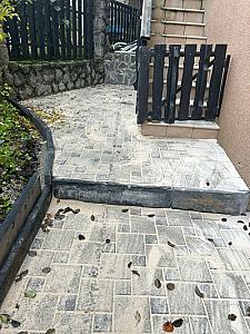 Tlakovanje dvorišča